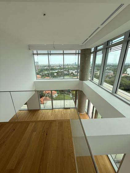 Apartament cu 4 camere în Floreasca