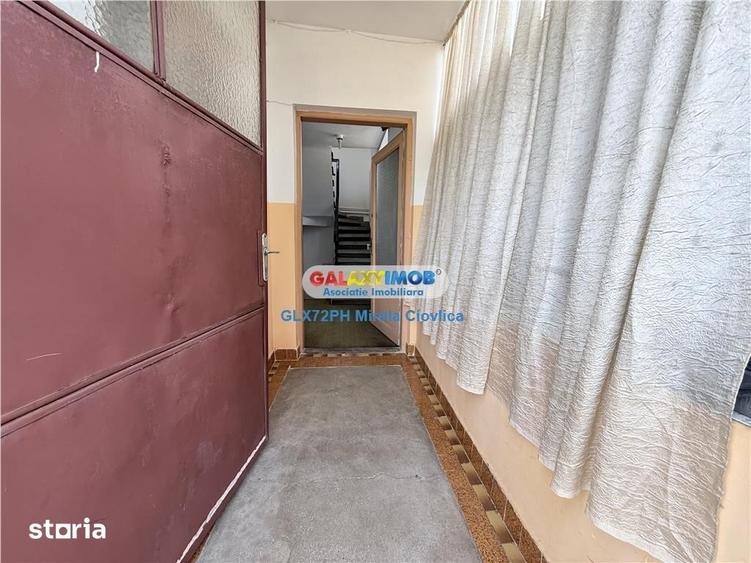 Casă cu 5 camere cu Teren 449 Mp în Central