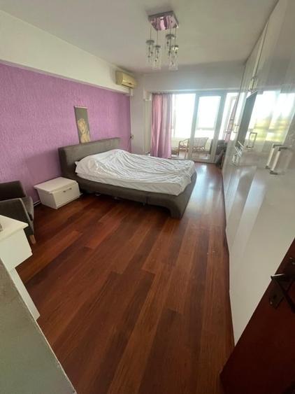 Apartament cu 3 camere decomandat în Mazepa 2