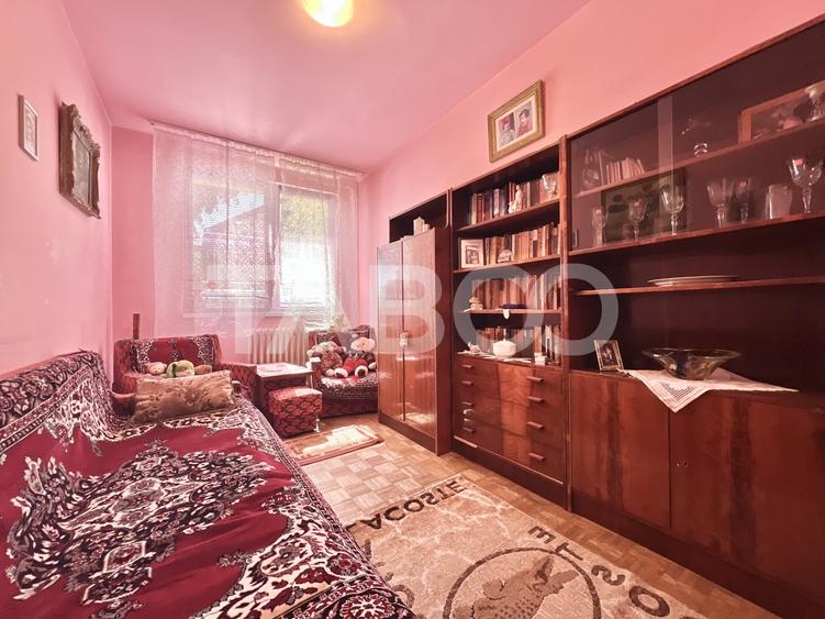 Apartament de vanzare cu 3 camere decomandate Grigorescu bloc izolat - 6