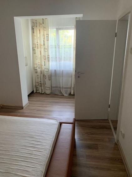 Apartament cu 2 camere semidecomandat în Spitalul Județean