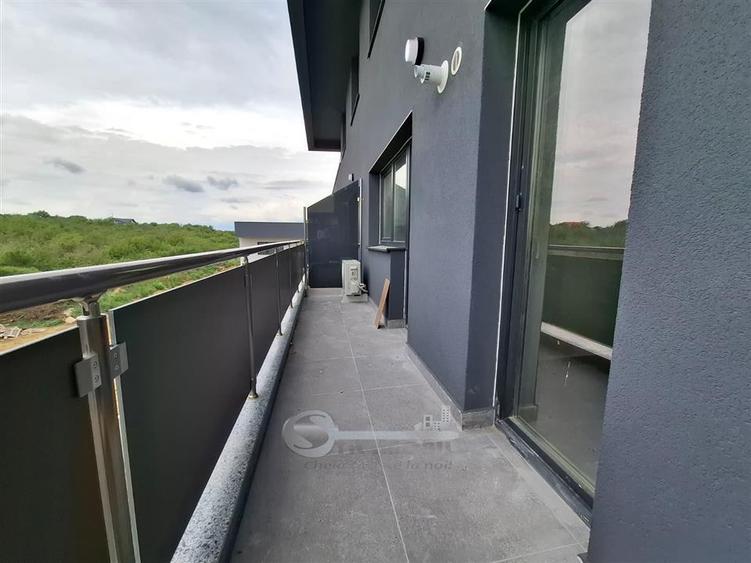 Apartament cu 3 camere decomandat în Galata