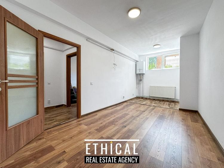 Apartament cu 2 camere decomandat în Regie