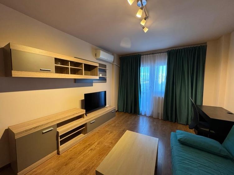 Apartament cu 2 camere decomandat, mobilat în Republicii