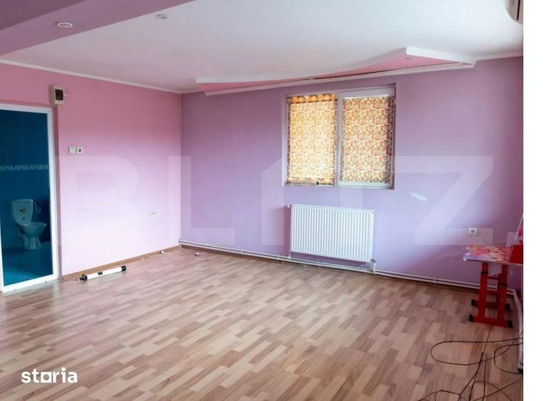 Casă cu 5 camere cu Teren 330 Mp în Micro 13