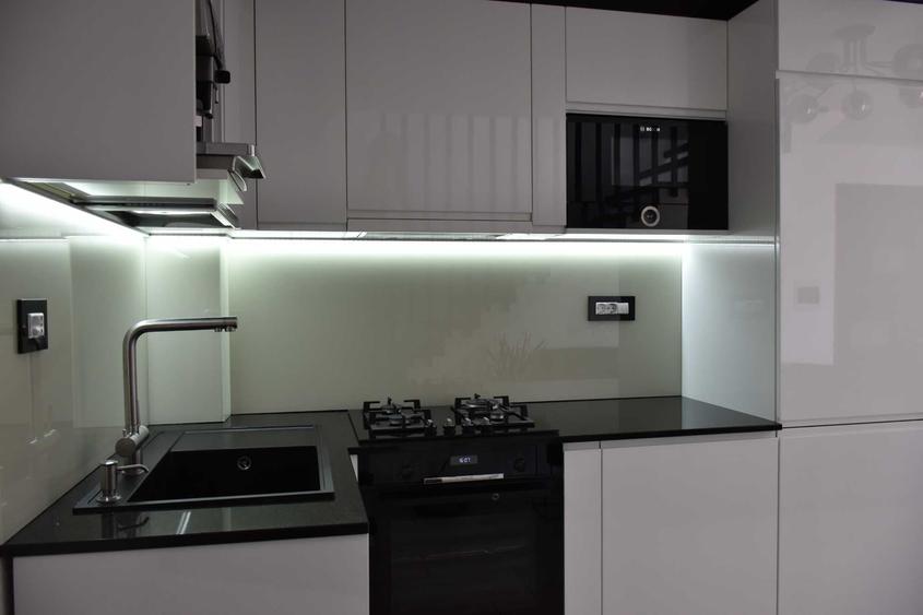 Apartament cu 3 camere decomandat în George Enescu