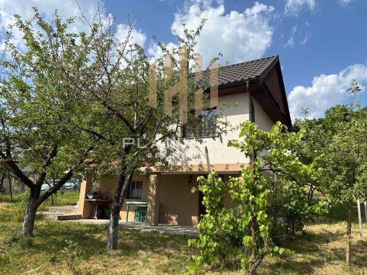 Casă cu 3 camere cu Teren 1100 Mp în Cicârlău