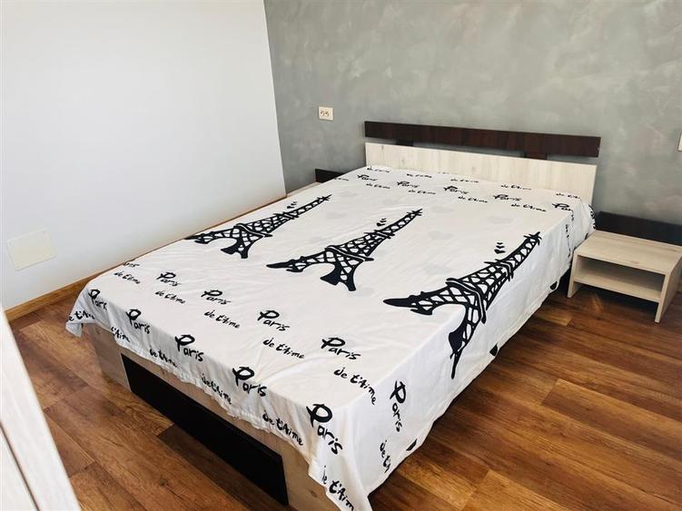 Apartament cu 3 camere decomandat, mobilat în Central