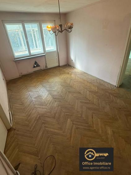 Apartament cu 2 camere în Săsar