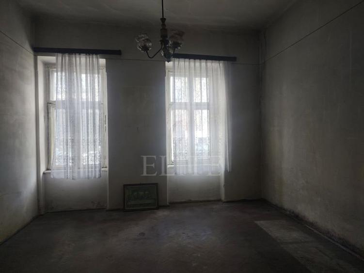 Garsonieră semidecomandată în Central