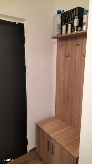 Garsonieră în Girocului