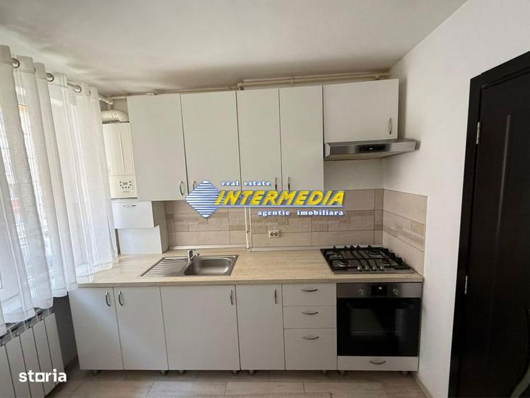 Apartament cu 2 camere, mobilat în Cetate