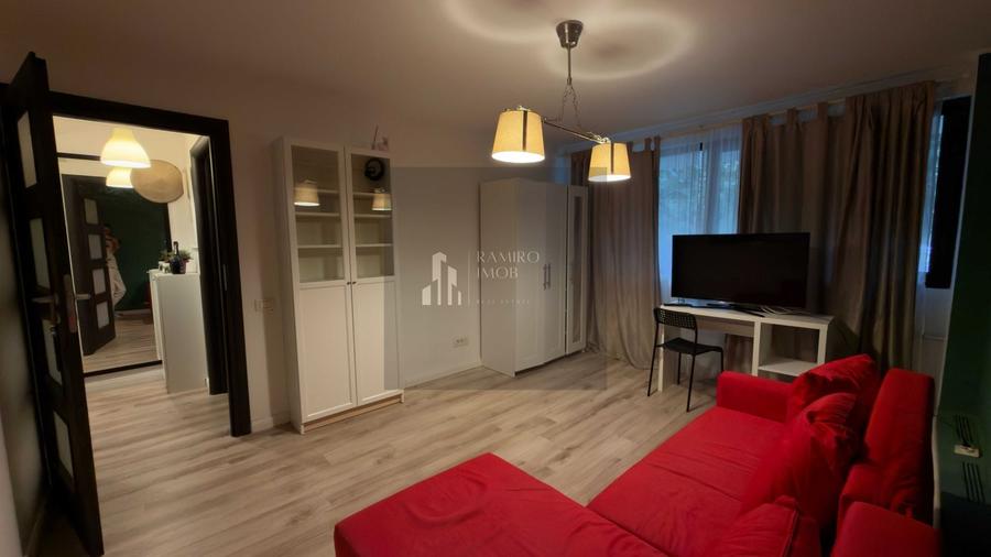 Apartament cu 2 camere decomandat, mobilat în Progresul