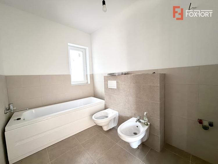 Casă individuală cu 3 camere cu Teren 420 Mp în Sânmihaiu Român
