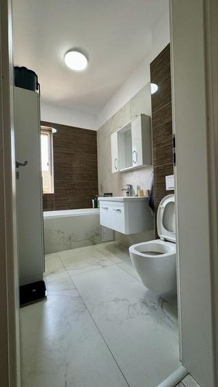 Apartament cu 3 camere în Giroc