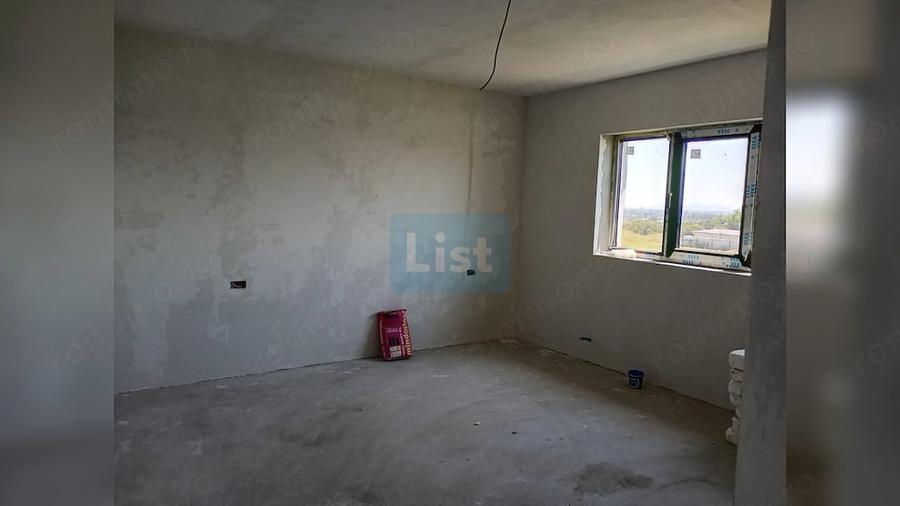 Casă cu Teren 500 Mp în Movileni