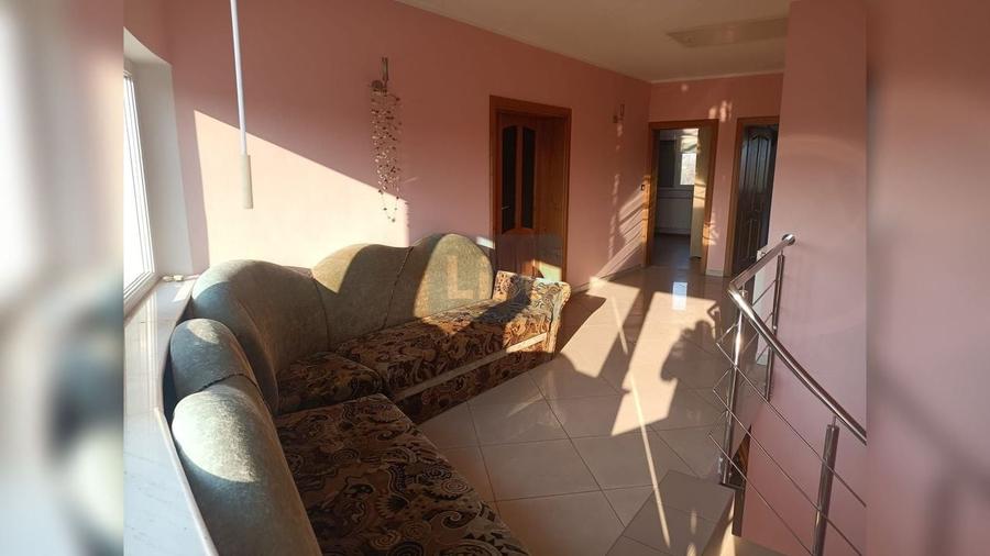 Casă cu 5 camere cu Canalizare în Balta Verde