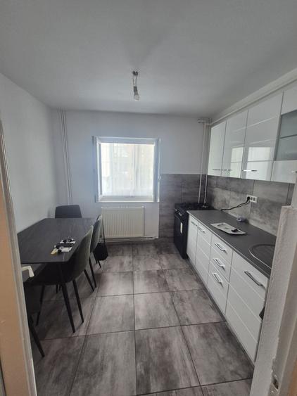 Apartament cu 2 camere decomandat în Micălaca