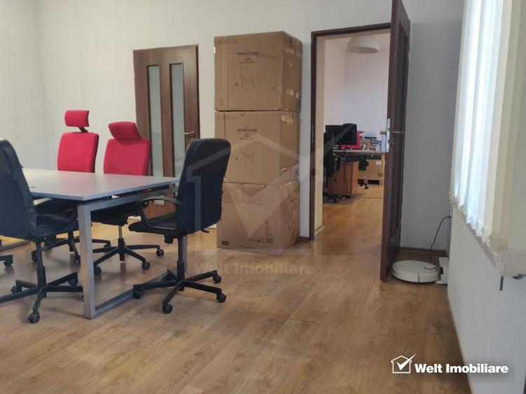 Apartament cu 2 camere semidecomandat, mobilat în Central