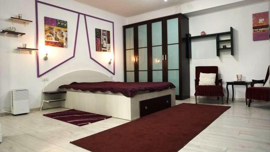 Garsonieră decomandată în Exterior Est