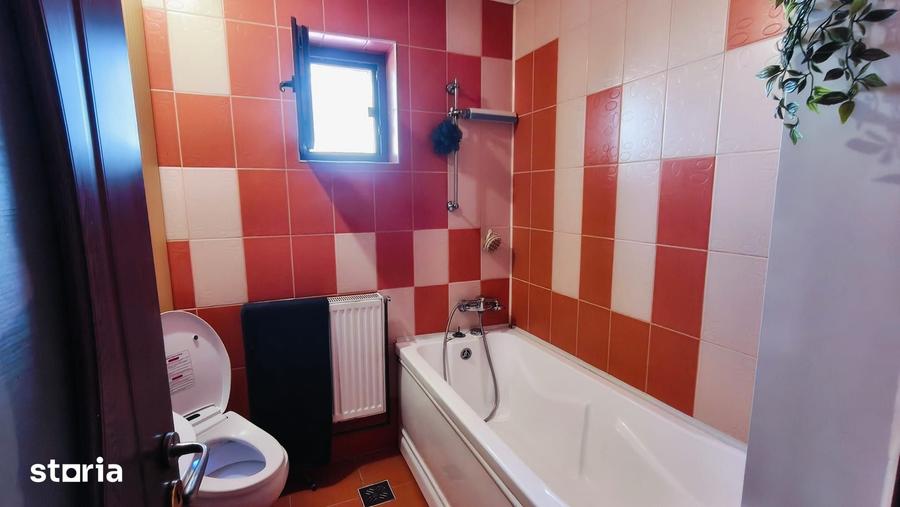 Apartament cu 3 camere decomandat în Frumoasa