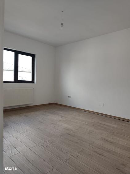 Casă cu 4 camere în Bâcu