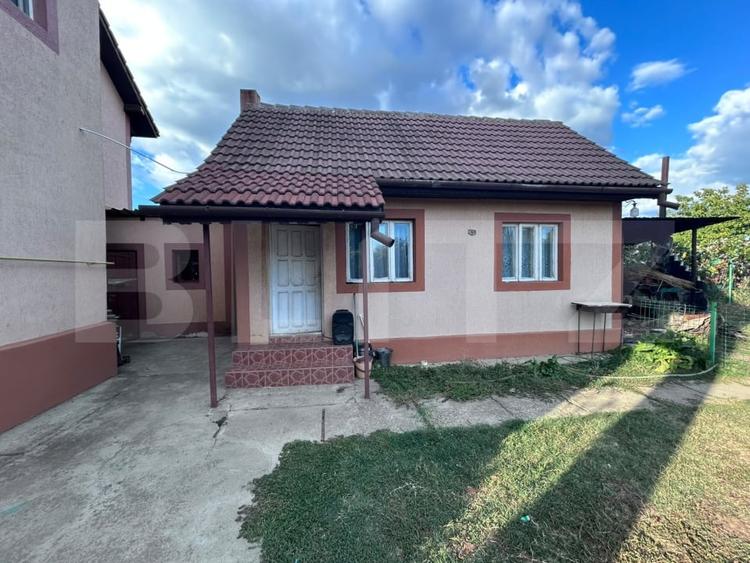 Casă individuală cu 6 camere cu Canalizare în Primăverii
