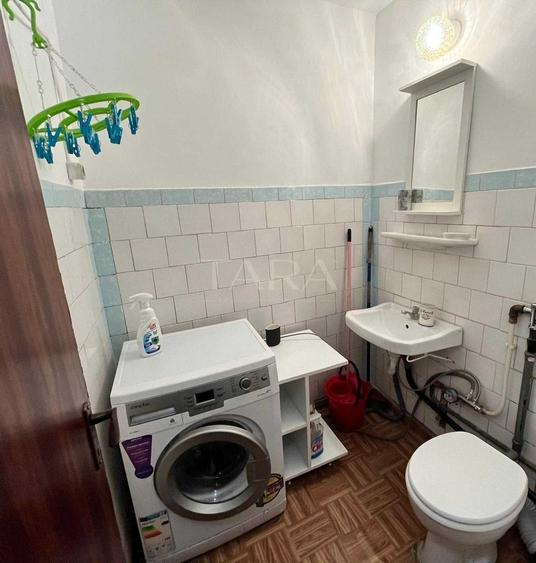 Apartament cu 3 camere decomandat, mobilat în Zorilor