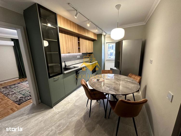 Apartament cu 3 camere, mobilat în Între Lacuri