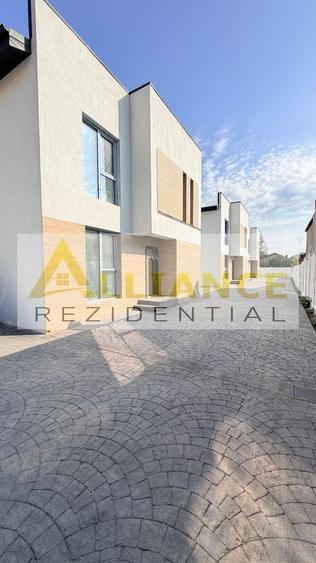 Casă individuală cu 5 camere cu Canalizare în Central