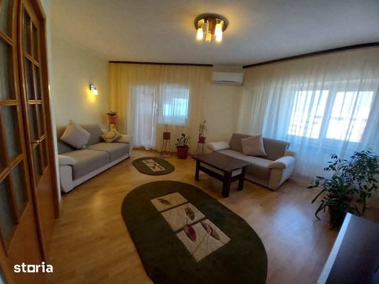 Apartament cu 3 camere în Tomis I