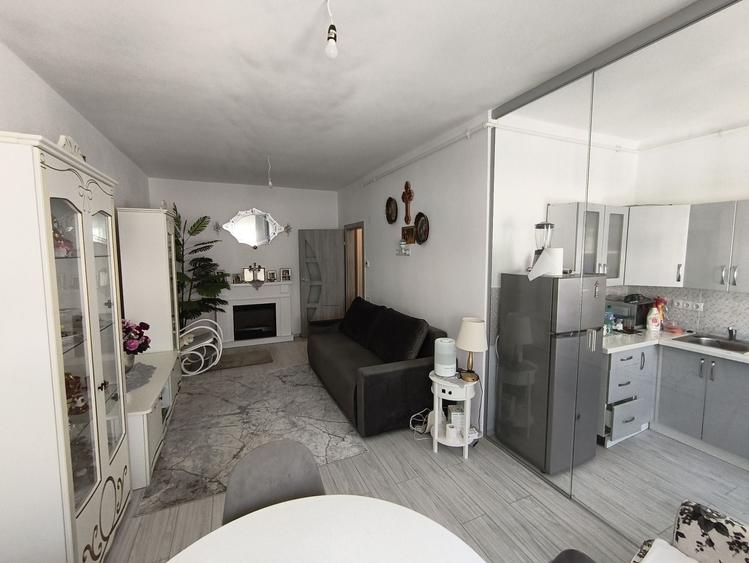 Apartament cu 2 camere decomandat în Ludoș
