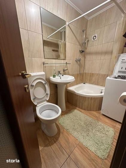 Apartament cu 4 camere în Drumul Taberei