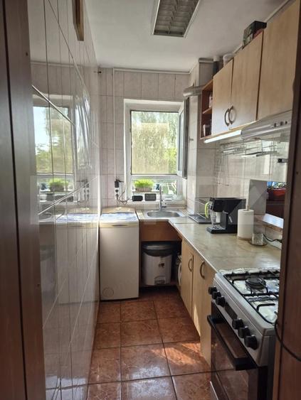 Apartament luminos cu 3 camere | Florilor | Parcare ?i Boxa - 6