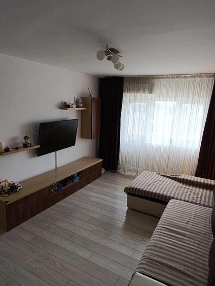 Apartament cu 3 camere decomandat în Tomis Nord