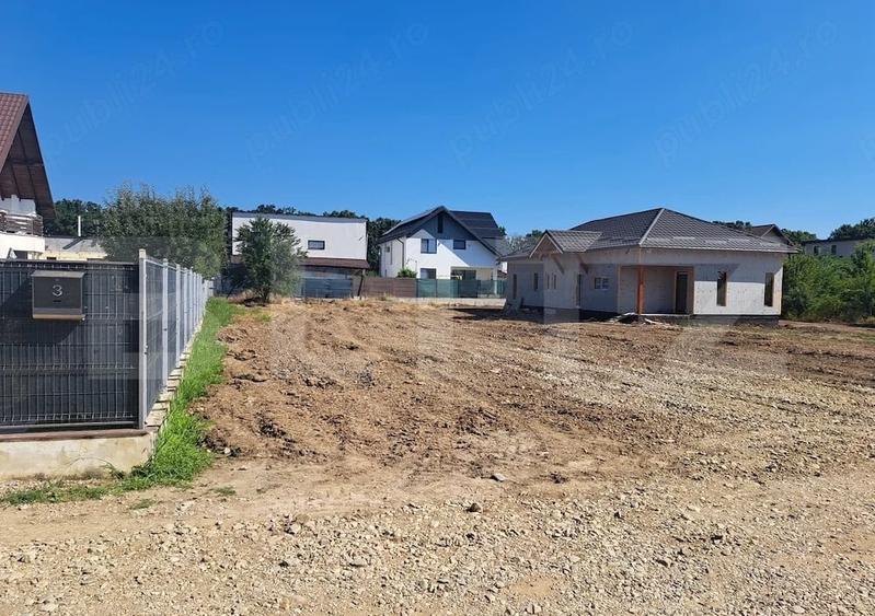 Teren Construcții intravilan de 754 mp, în Trivale