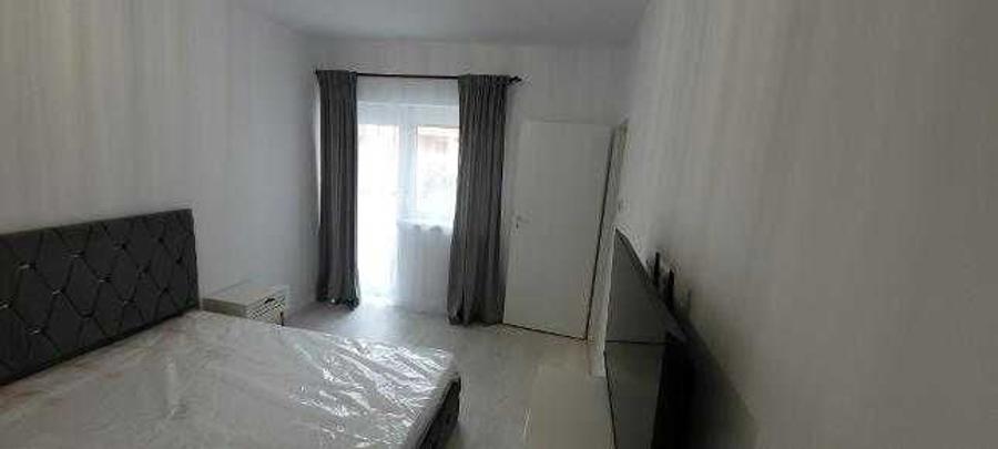 Apartament cu 2 camere decomandat în Vest