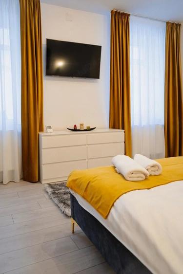 Apartament cu 2 camere semidecomandat în Centrul Istoric