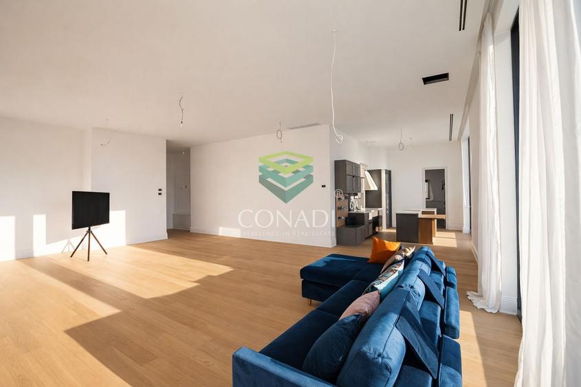 Apartament cu 5 camere decomandat în Dacia