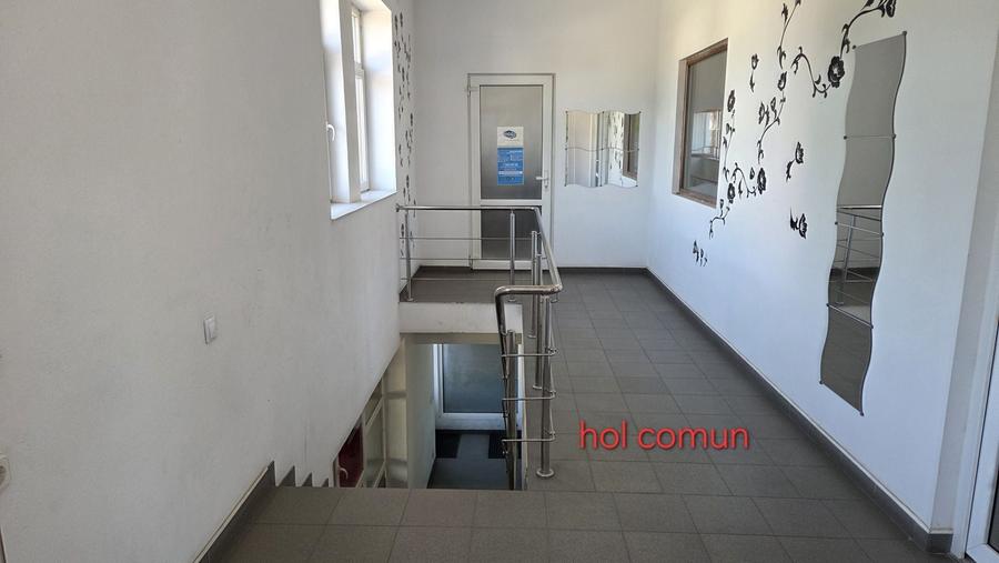 Spațiu comercial, de 280 mp, în Central
