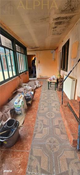 Casă cu 3 camere cu Teren 1265 Mp în Viișoara