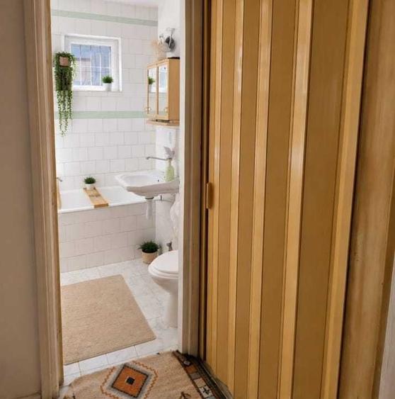 Apartament cu 2 camere semidecomandat în Rogerius