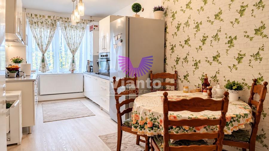 Apartament cu 2 camere decomandat, mobilat în Central