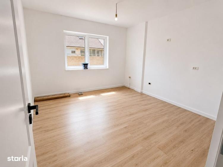 Apartament cu 3 camere în Moșnița Veche