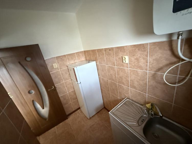 Garsonieră decomandată, mobilată în Piața Nouă