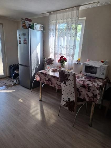 Casă individuală cu 4 camere cu Canalizare în Vitomirești
