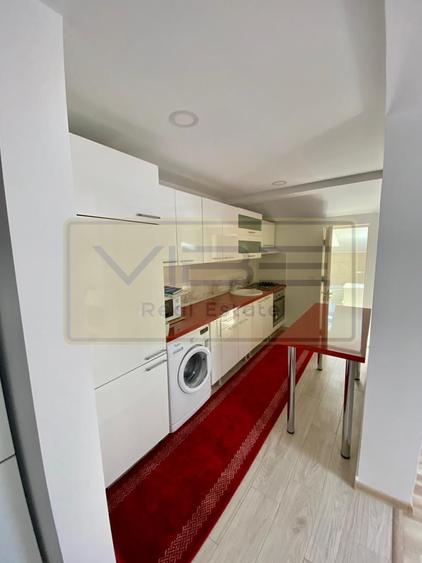 Apartament cu 3 camere semidecomandat, mobilat în Gară