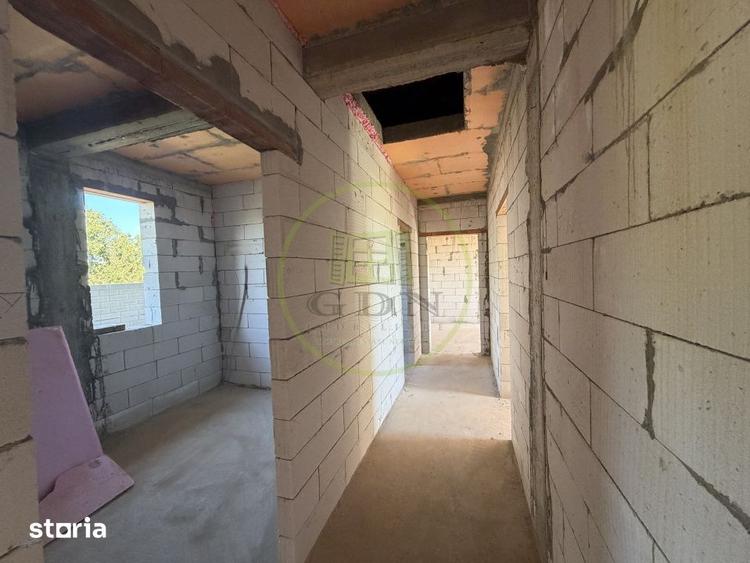 Casă cu 3 camere cu Teren 1533 Mp în Central