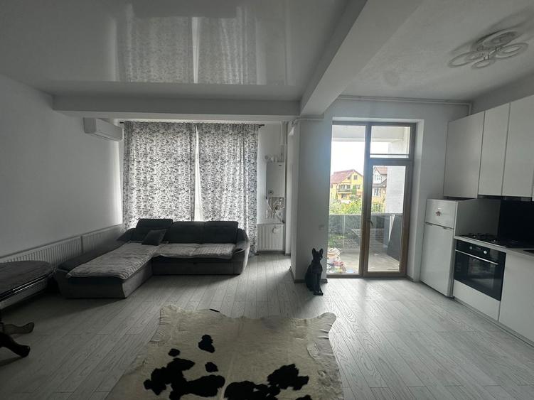 Apartament cu 2 camere decomandat, mobilat în Șelimbăr