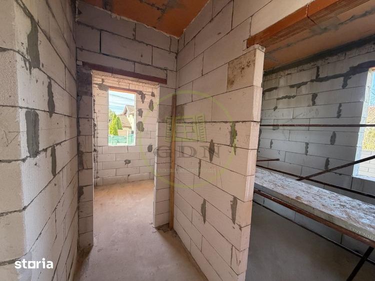 Casă cu 3 camere cu Teren 1533 Mp în Central